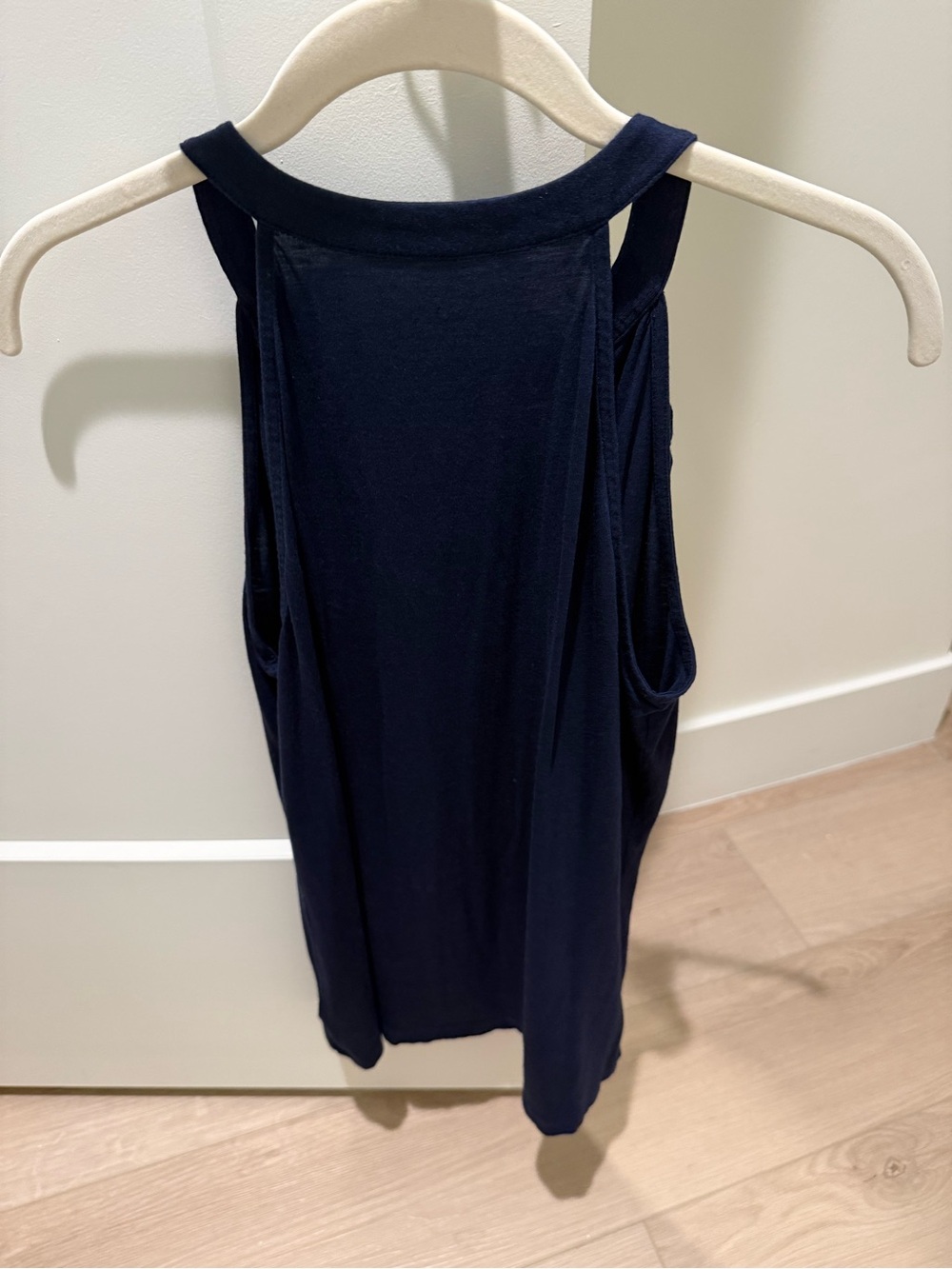 Lilly Pulitzer Navy Ruffle V-Neck Top - Picture 2 of 2